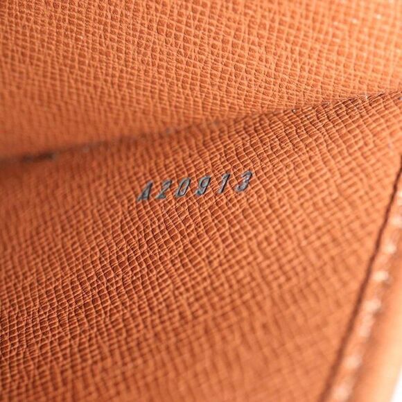 LOUIS VUITTON Monogram Bordeaux Shoulder Bag - Picture 11 of 15